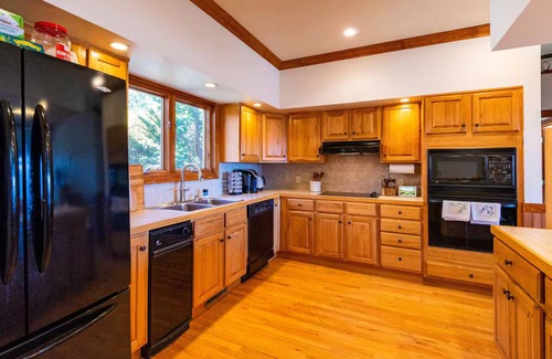 Sapphire House | Picturesque views of Sapphire and Lonesome Valley