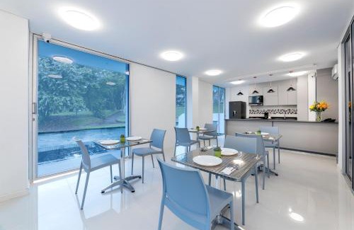 Cali Hotel | Piedra Luna