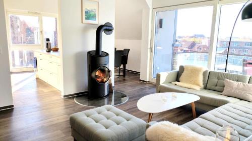 Old Town Apartment | Pier 16 - ABC346
