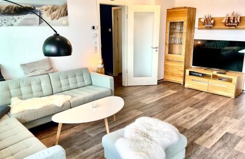 Old Town Apartment | Pier 16 - ABC346