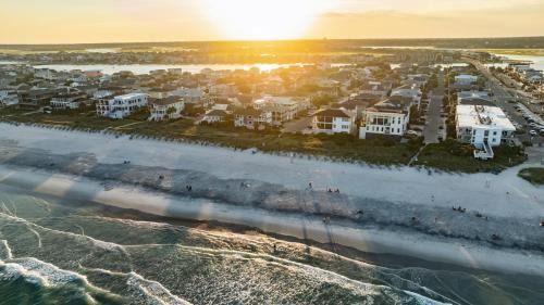 Wrightsville Beach House | Pier Haven Upper by Sea Scape Properties