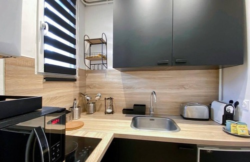 Quartier Saint-Marc - Croix de Pierre - Saint-Nicaise Apartment | Pierre : *proche Place Saint Marc*