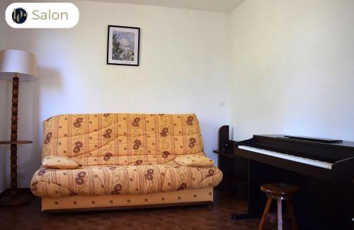 Saint-Julien House | Pierres du Sud, dans les collines près des lacs