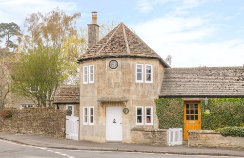 Acton Turville Cottage | PIKE COTTAGE, romantic, character holiday cottage in Chipping Sodbury