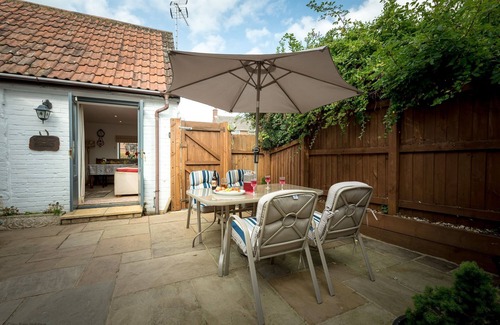 Taunton Cottage | Pikes Barn - a barn that sleeps 4 guests in 1 bedroom
