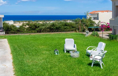 Dempla Villa | Pilot's cottage