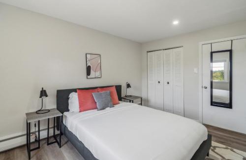 Newark Apartment | Pine Brook 908 I Lovely 2bd Spacious Apartment