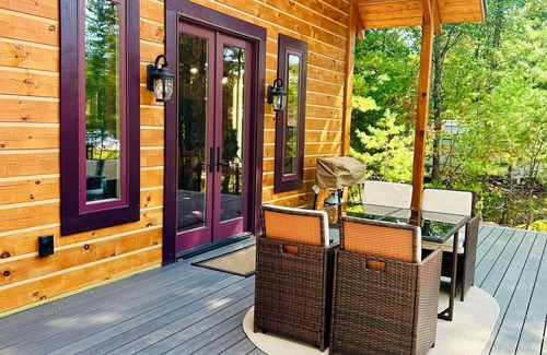 Minong Cabin | Pine Cabin on Gilmore Lake