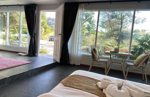 Khao Kho Resort | Pine Home เขาค้อ