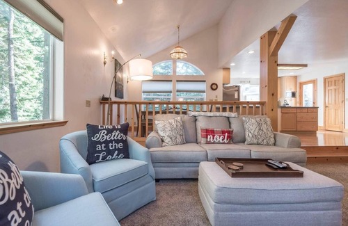 Ridgewood Cabin | Pine in the Woods | Luxury with a Game Room