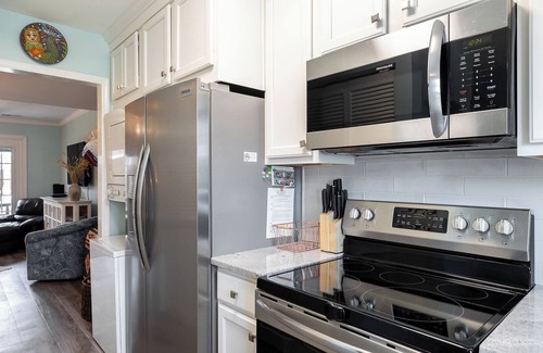 Pine Knoll Shores House | Pine Knoll Townes 41: Oceanfront 2BR, 1BA Townhome with Community Pool