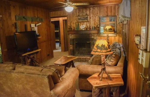Bainbridge Cabin | Pine Lake Trout Club Cabin #3!