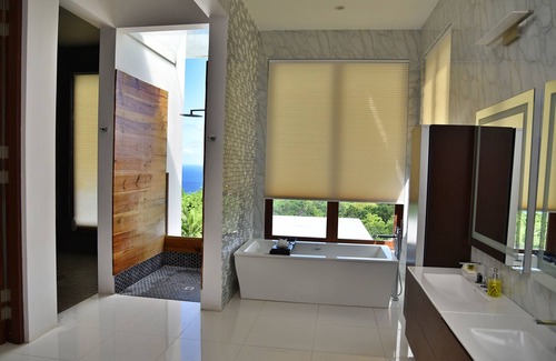 Montego Bay Resort | Pineapple Vista Resort