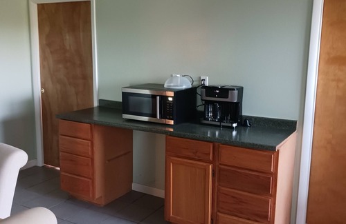 Suttons Bay House | PineBay Hideaway!nTwo bedroom, 1 bath, private area. Sleeps 5 plus pullout sofa.