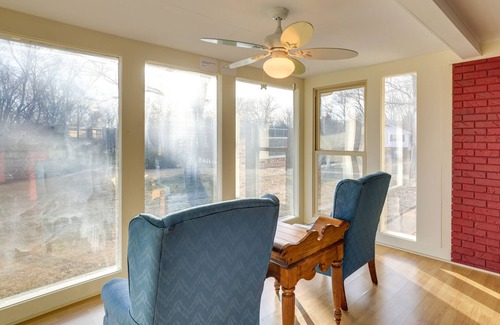 Pineville House | Pineville Home w/Fire Pit < Half-Mi to Elk River!