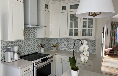 Old Northwood House | Pink Palm Beach Villa w/2 separate cottages