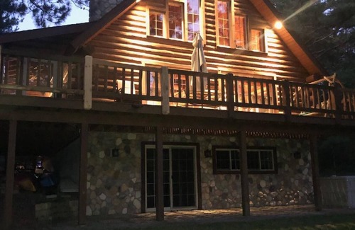Hatfield House | Pioneer Lodge Log Cabin