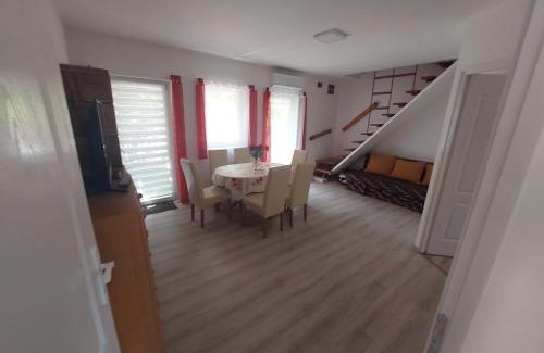 Berekfurdo House | Pipacs Vendégház Berekfürdő