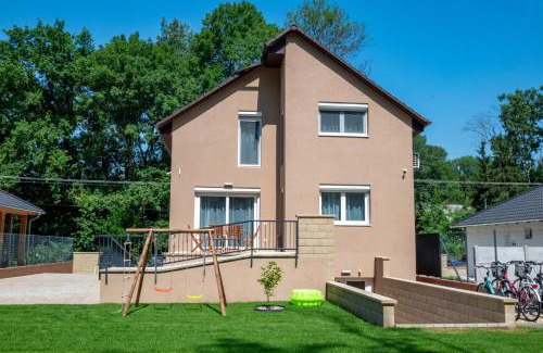 Kiskunlachaza Apartment | Pipi és Papi vendégház