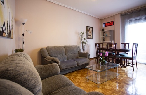 Ourense Condo | Piso Luminoso y Tranquilo en Ourense