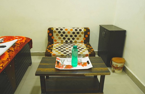 Lajpat Nagar III Bed & Breakfast | PIVATE ROOMS IN LAJPATH NAGAR II