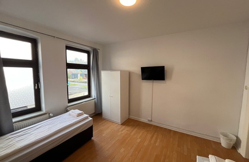 Neumuenster House | Plöner Straße 59 W1 - 2 bedrooms with parking space