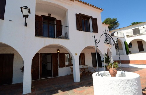Pals Ski Chalet | PLAÇA DELS POUS SUR