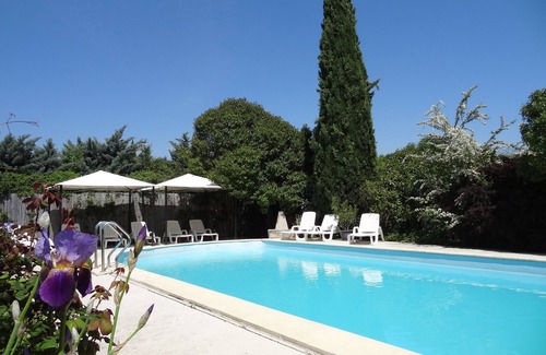 Apt House | Plain foot of charm 70m ², private garden of 100m ² seen on fountains, plane trees