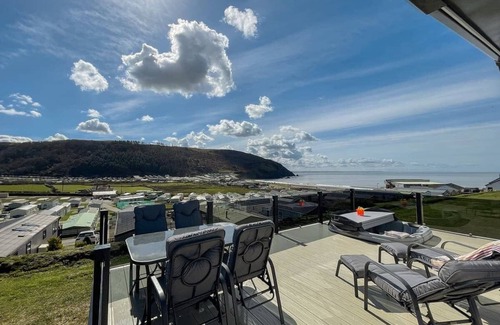 Aberystwyth House | Platinum 2 Bed Spa Slps 4 (Pet)