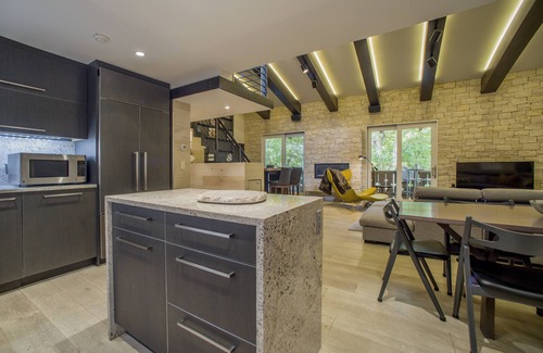 Vail Condo | PLATINUM RATED LUXURY CONDO IN VAIL VILLAGE WITH AC AND SKI LOCKER NEXT TO LIFT