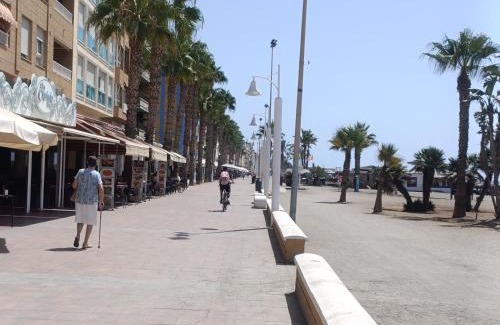 Rincon de la Victoria Apartment | Playa Rincón de la Victoria en Plaza San Francisco