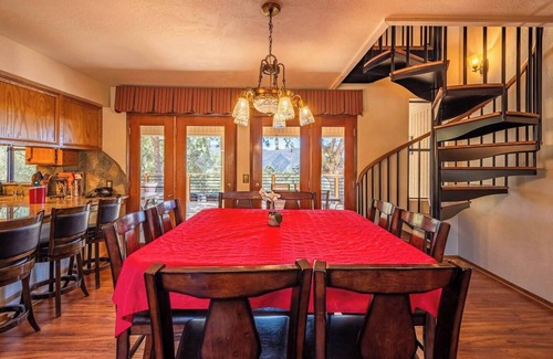 Oakhurst House | Playhouse near Yosemite, Views, Game Room, Hot Tub