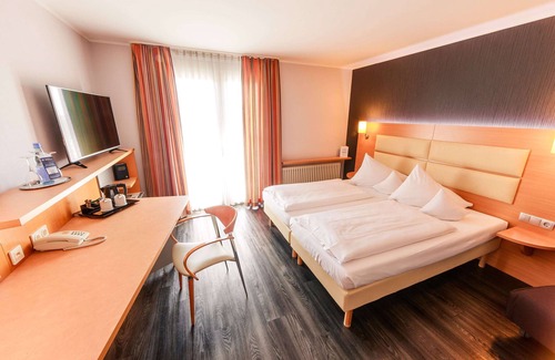 Ditzingen Hotel | PLAZA INN Stuttgart-Ditzingen