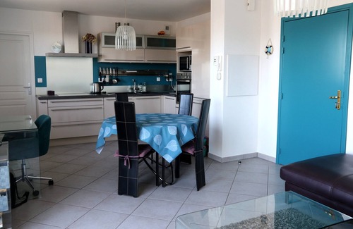 Les Sables d'Olonne Apartment | Pleasant 60m² + large terrace 40 m², panoramic view, south-west exposure