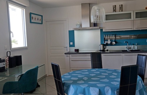 Les Sables d'Olonne Apartment | Pleasant 60m² + large terrace 40 m², panoramic view, south-west exposure