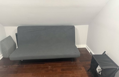 West New Haven Apartment | Pleasant apartment with AC in charming New Haven