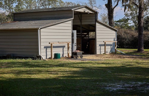 Homosassa Cabin | Pleasant Days Lodging Southwest Cottage