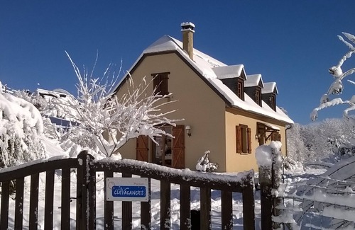 Arrens-Marsous House | Pleasant house classified 3 stars. Panoramic view of the peaks of the Val d'Azun