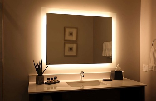 Winters Hotel | Pleasant Stay! Exquisite Spacious Guestroom with Free Parking, Pets are Welcome!