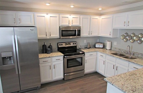 Salida Del Sol Condo | Plush gated condo w/heated pool, near Westworld
