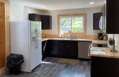 Canadensis House | PoconoRental.House - Free 4th Night - #1 Le Chateau w/8 Bed/8.5 Bath