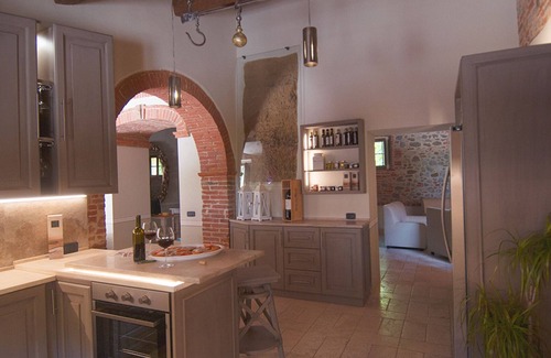Asciano Villa | Podere Bellaria 18+2, Emma Villas
