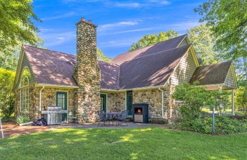 Benton Harbor House | Point O' Woods