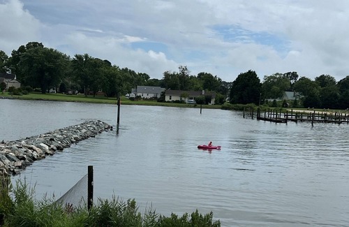 Tilghman Cottage | "Point of View" Waterfront cottage with panoramic views on Tilghman Island