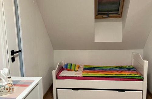 Zywiec Apartment | Pokój z aneksem kuchennym