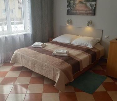Dzwirzyno House | Pokoje gościnne Akacja Resko