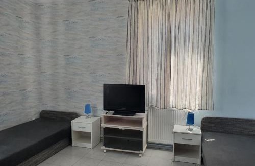 Dzwirzyno Resort | Pokoje gościnne MOTYLEK