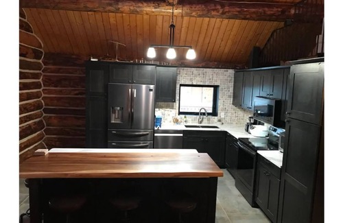 North Pole Cabin | Polar Luxe Log Home （极地豪华小屋）