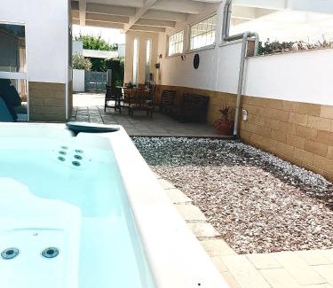 Polignano a Mare Villa | Polignano Villa with Jacuzzi, Garden & Parking