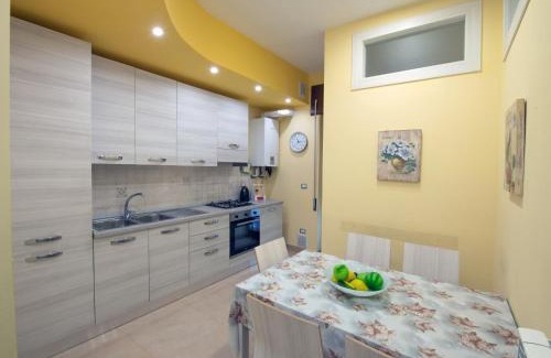 Pompei Apartment | Pompei Center Life Atmosphere